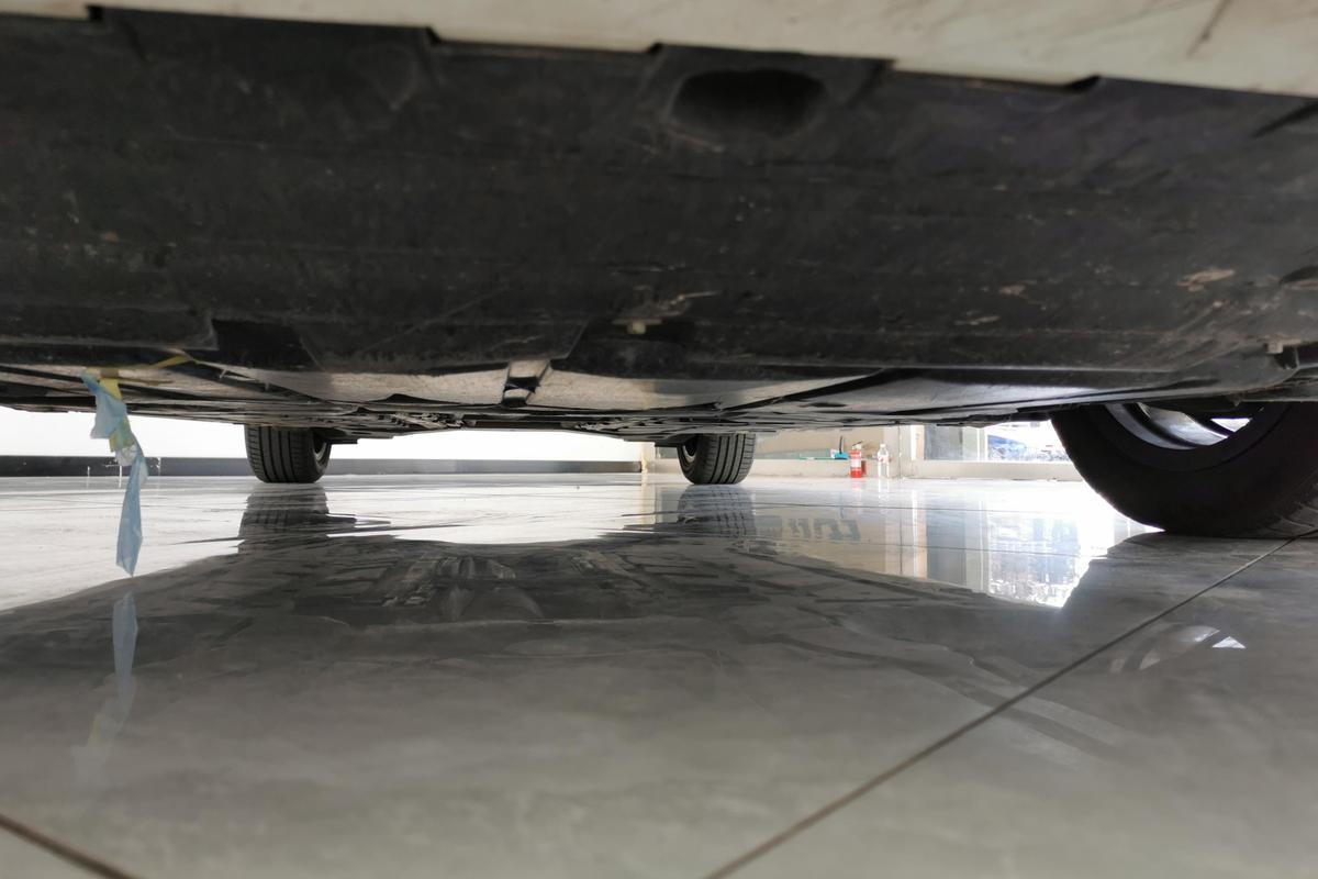 二手奔驰A级 2022款 二次改款 A 200 L 运动轿车时尚版图片4