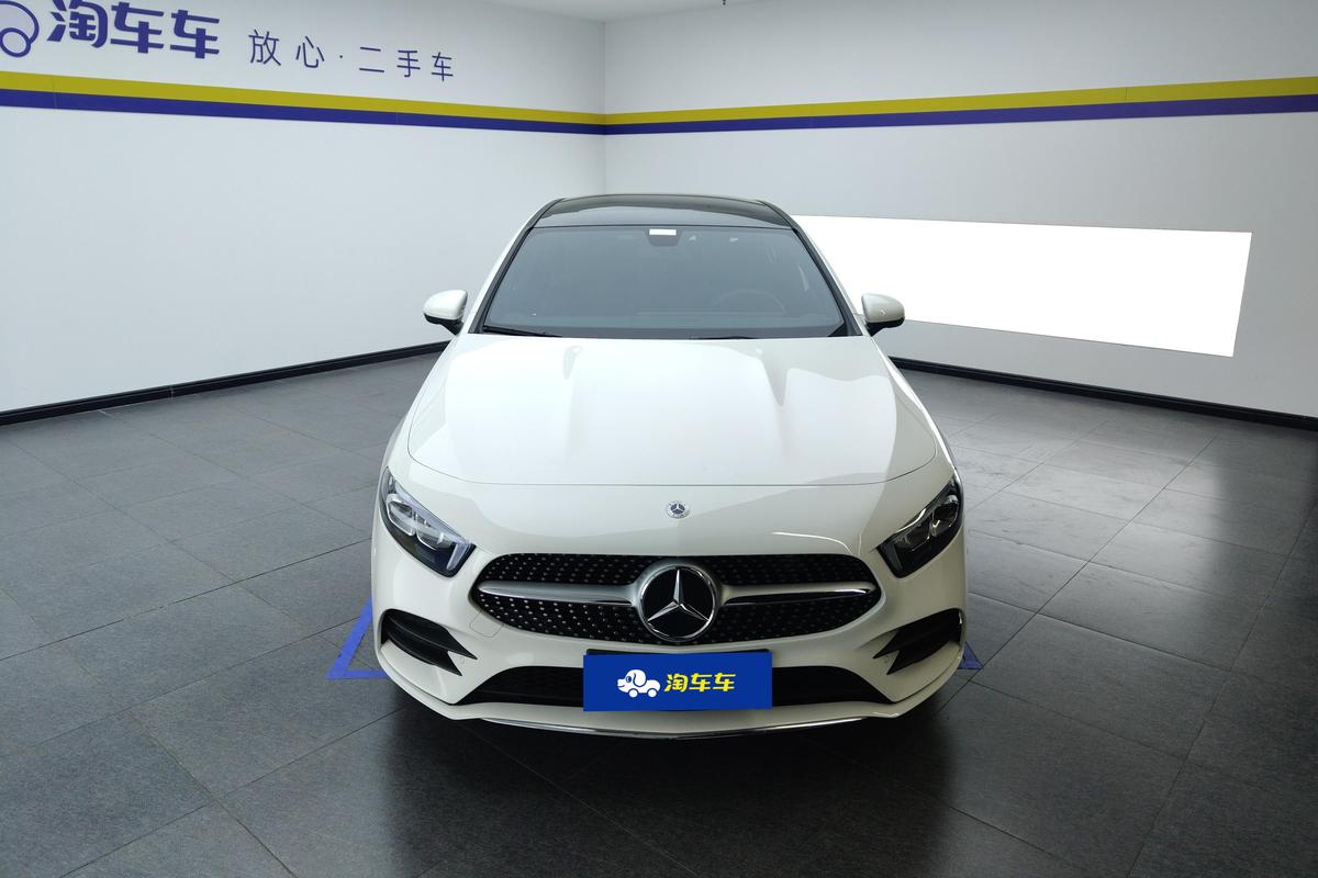 二手奔驰A级 2022款 二次改款 A 200 L 运动轿车时尚版图片3