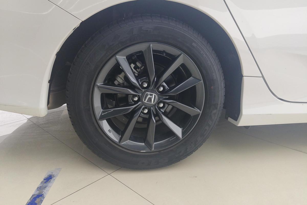 二手思域 2019款 220TURBO CVT劲动版 国VI图片5