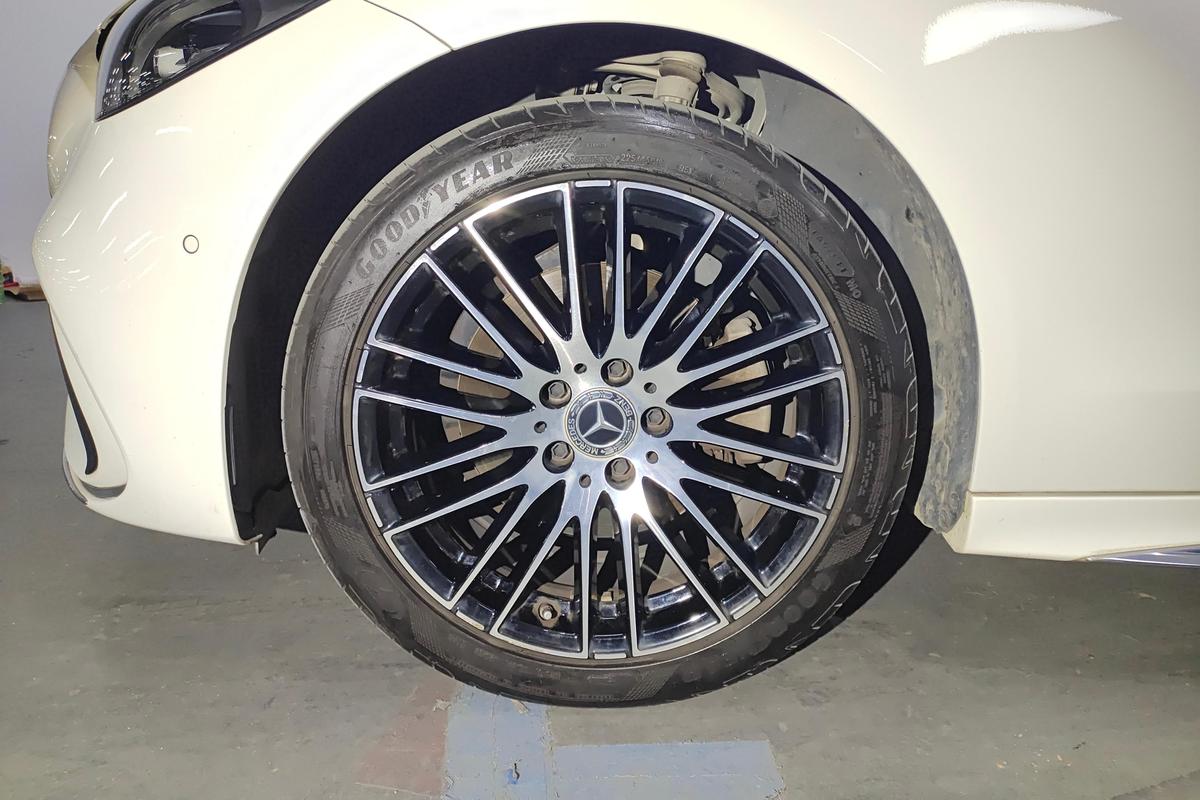 二手奔驰C级 2023款 C 200 L 运动版图片5