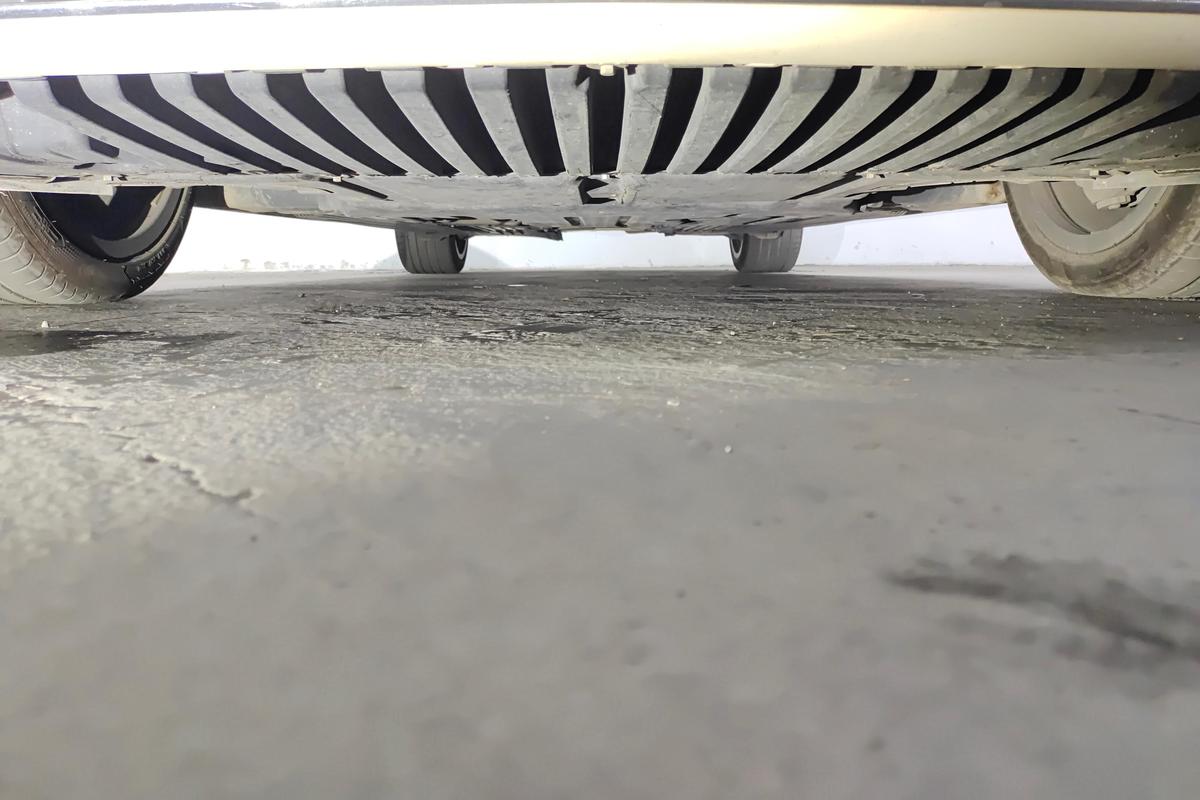 二手奔驰C级 2023款 C 200 L 运动版图片4