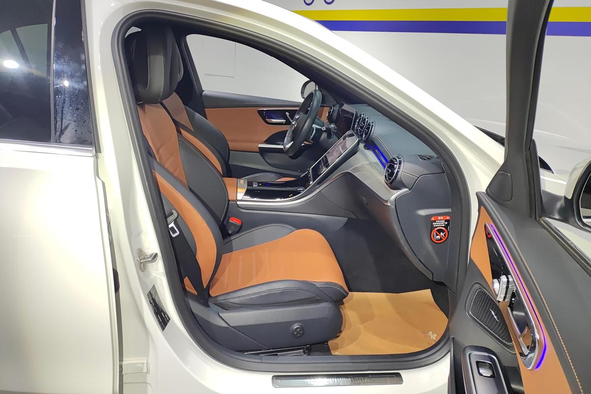 二手奔驰C级 2023款 C 200 L 运动版图片6