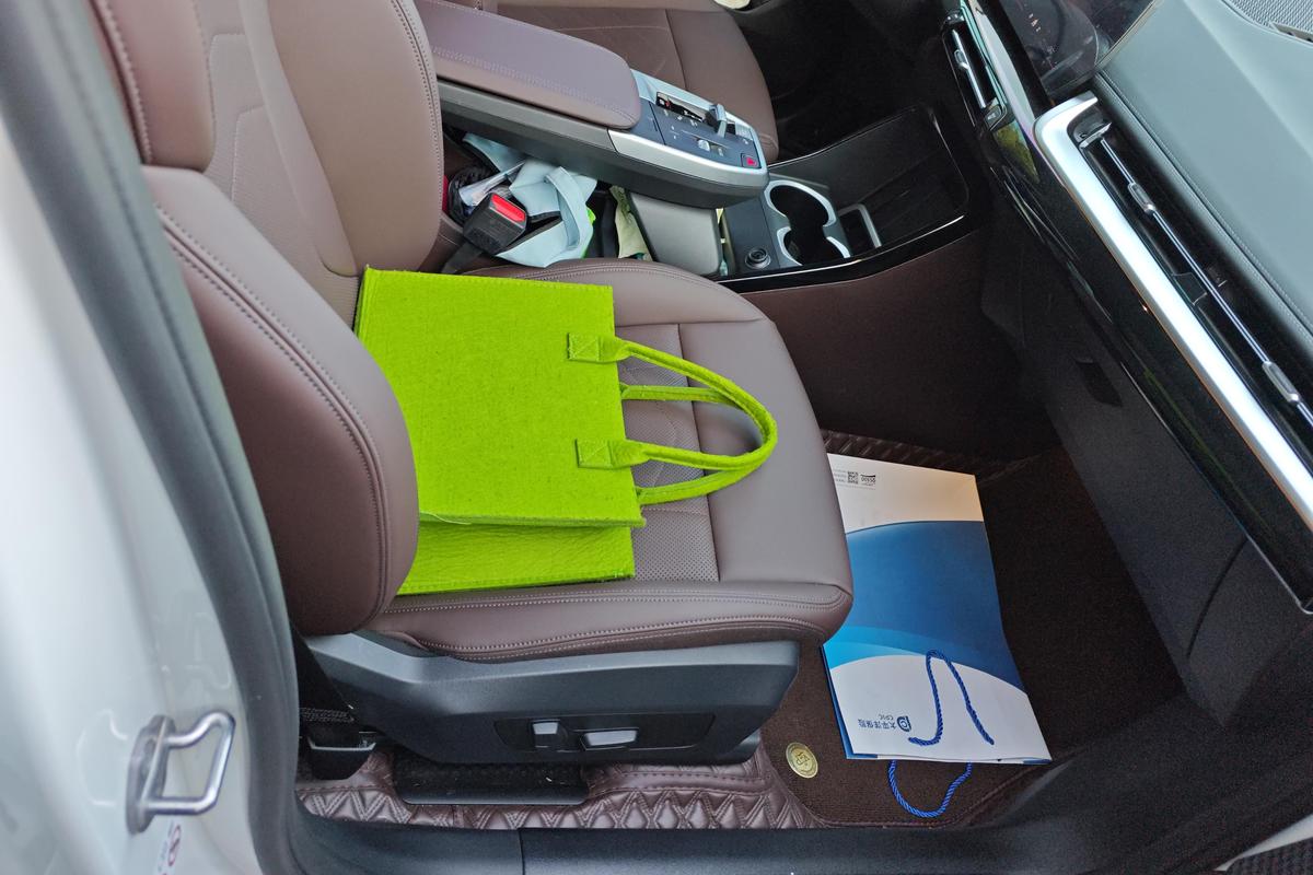 二手宝马X1 2023款 sDrive25Li X设计套装图片6