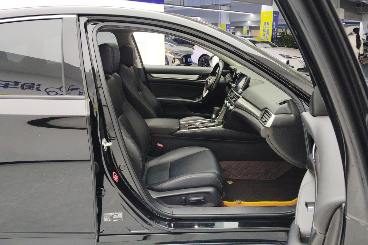 二手雅阁 2018款 260TURBO 精英版 国VI图片6