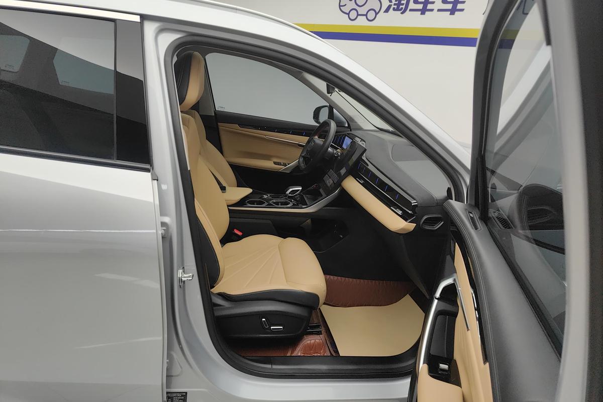 二手博越L 2023款 1.5TD DCT尊贵型图片6