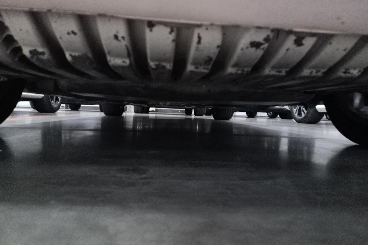 二手奔驰C级 2017款 C 180 L 运动版图片4