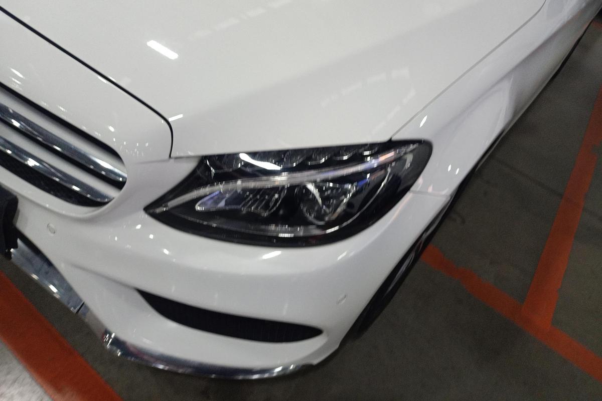 二手奔驰C级 2017款 C 180 L 运动版图片2