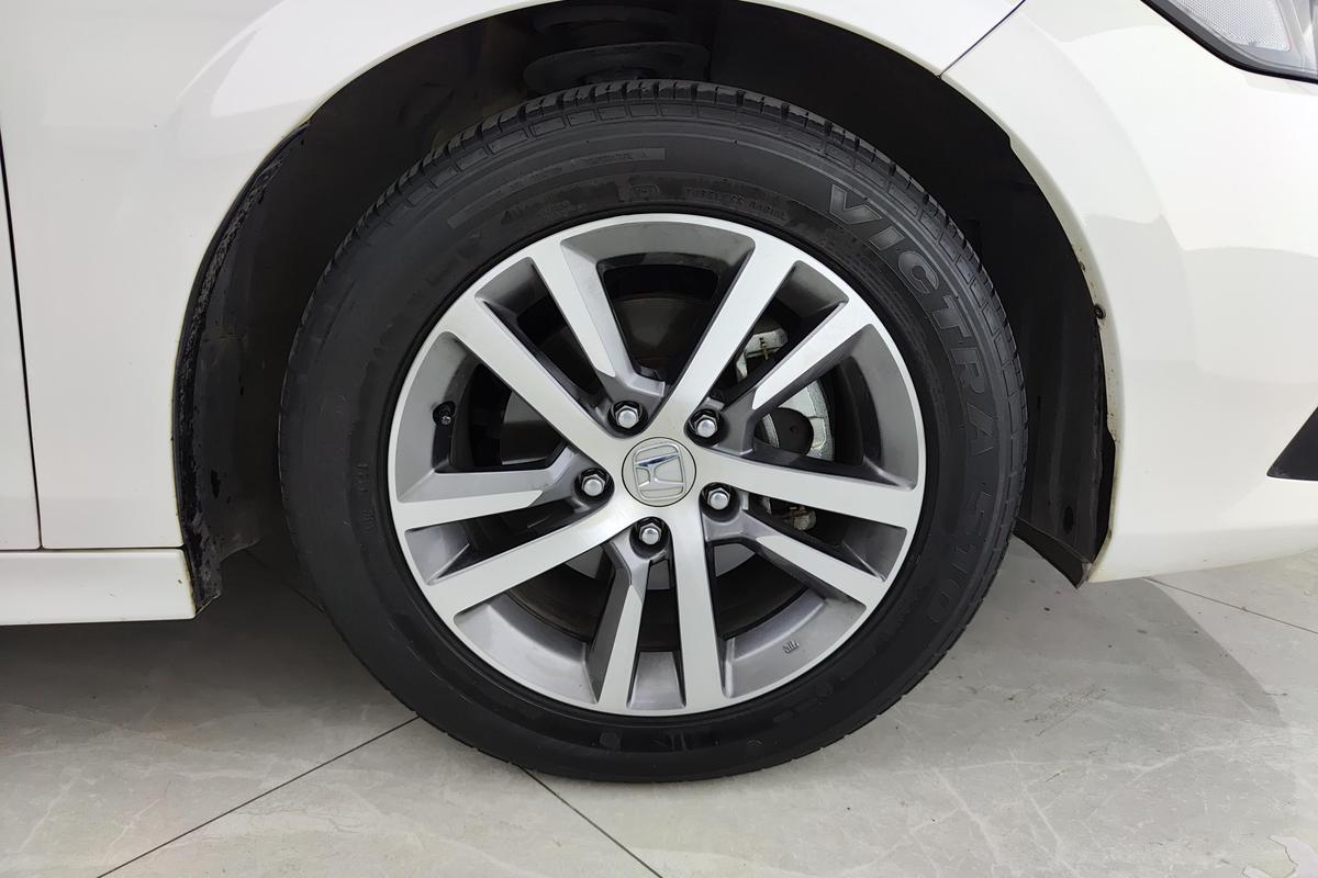 二手思域 2023款 240TURBO CVT劲势版图片5