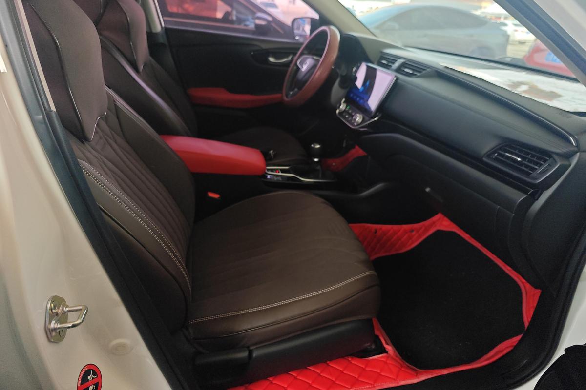 二手凌派 2019款 180Turbo 手动舒适版 国V图片6