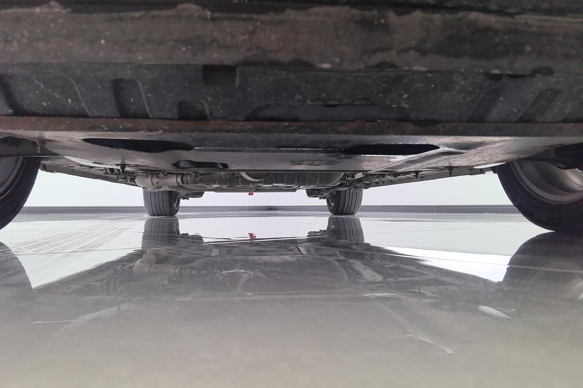 二手艾力绅 2016款 2.4L 经典版图片4