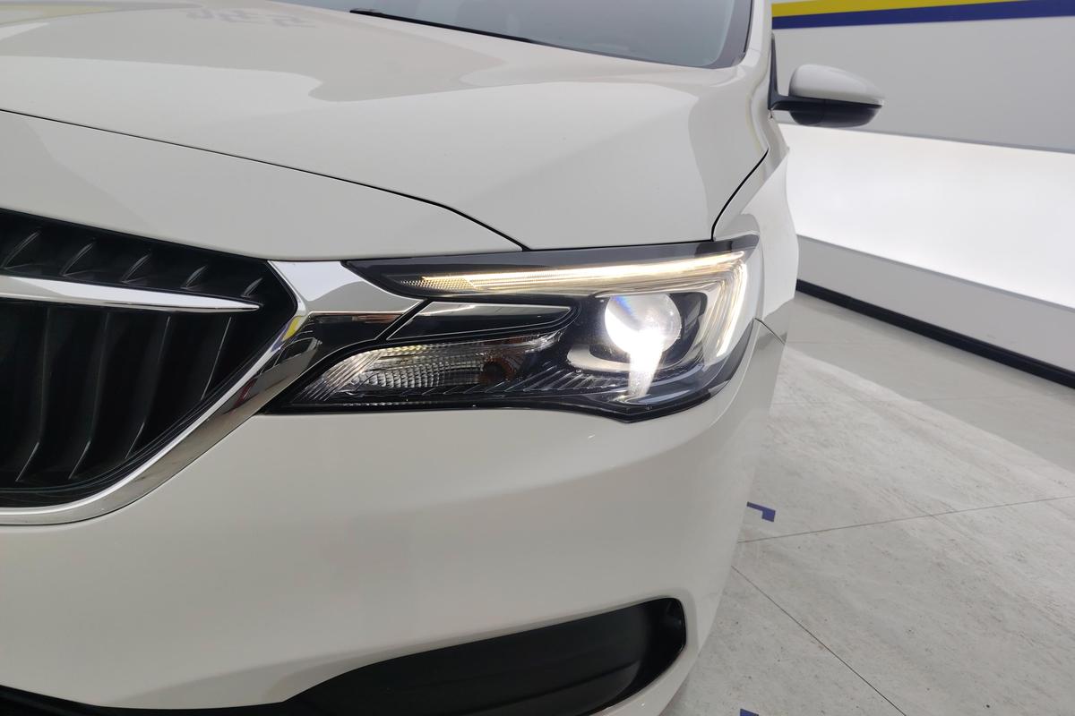 二手别克GL6 2019款 18T 6座互联豪华型 国VI图片2