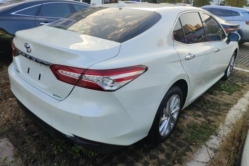 22年初上牌丰田凯美瑞，5万公里，12万代步家用怎么样？