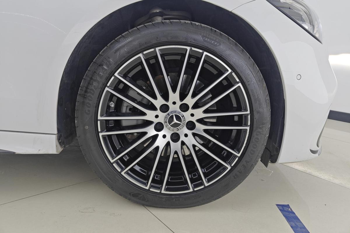 二手奔驰C级 2023款 改款 C 200 L 运动版图片5