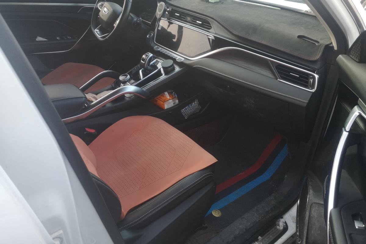 二手博越 2020款 1.8TD DCT智慧PRO图片6