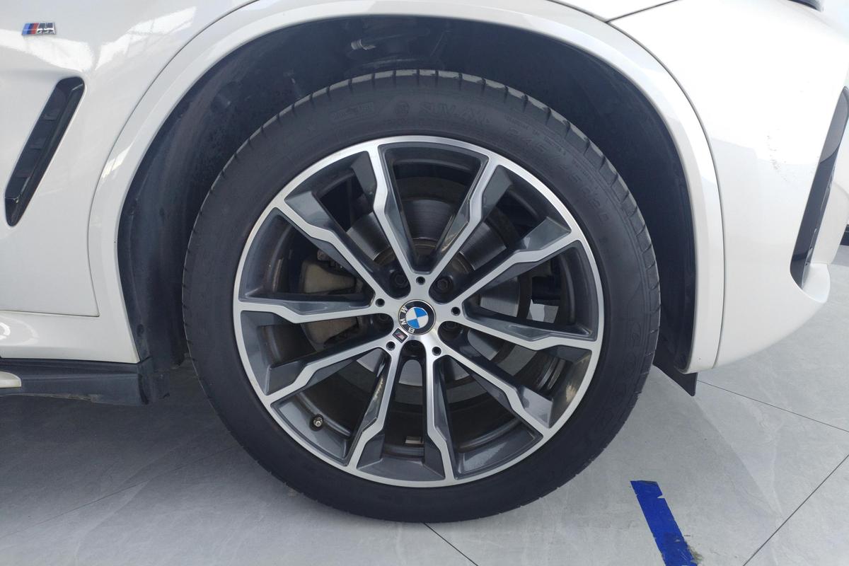 二手宝马X3 2022款 xDrive30i 领先型 M曜夜套装图片5