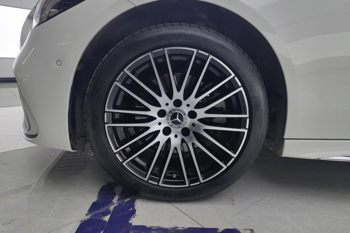 二手奔驰C级 2024款 C 200 L 运动版图片5