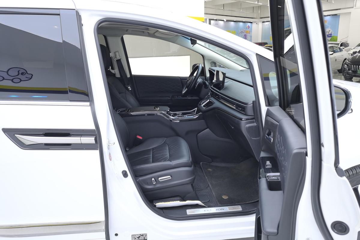 二手艾力绅 2022款 2.0L 混动豪华版图片6