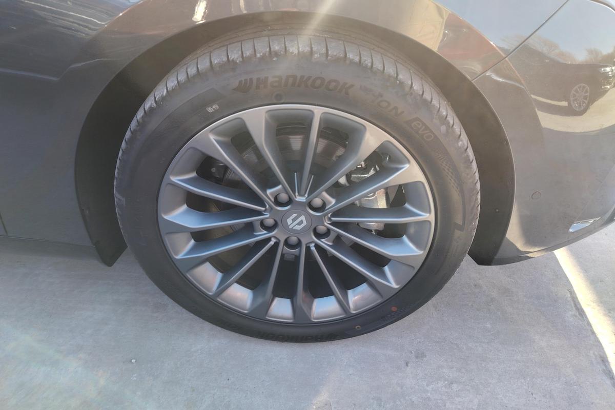 二手零跑C01 2024款 增程式 316尊享版图片5