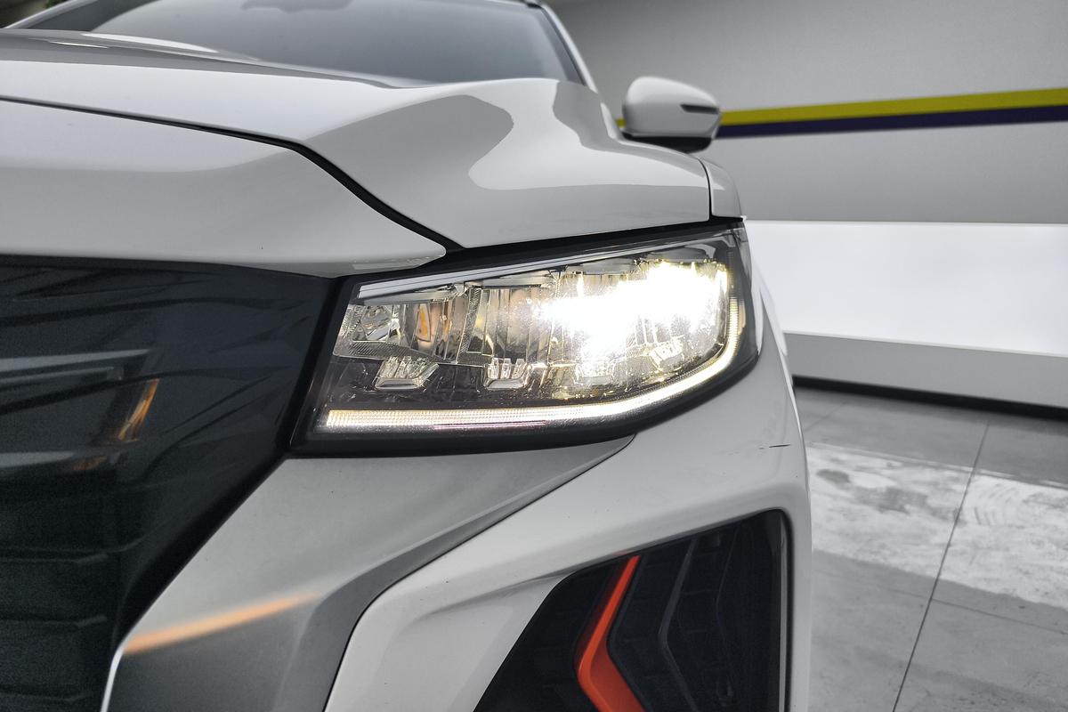 二手博越 2022款 博越X 1.8TD DCT智慧型图片2