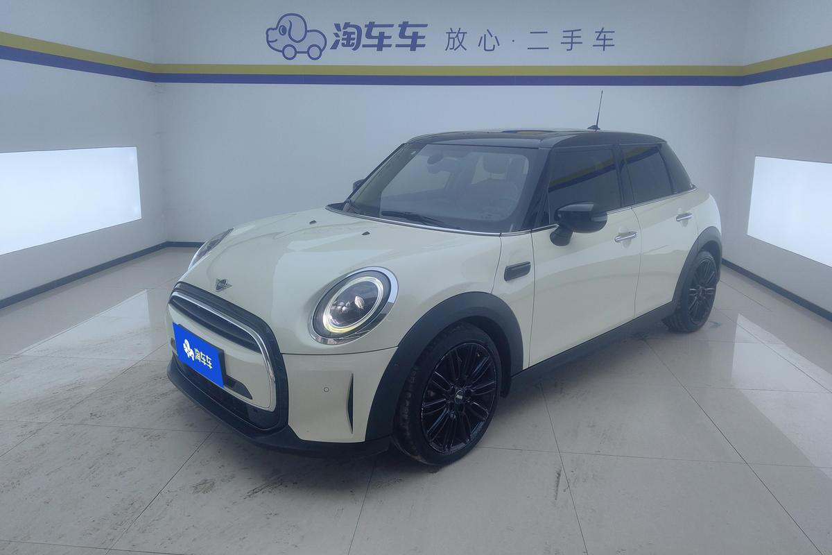 二手MINI 2022款 改款 1.5T COOPER 艺术家 五门版图片1