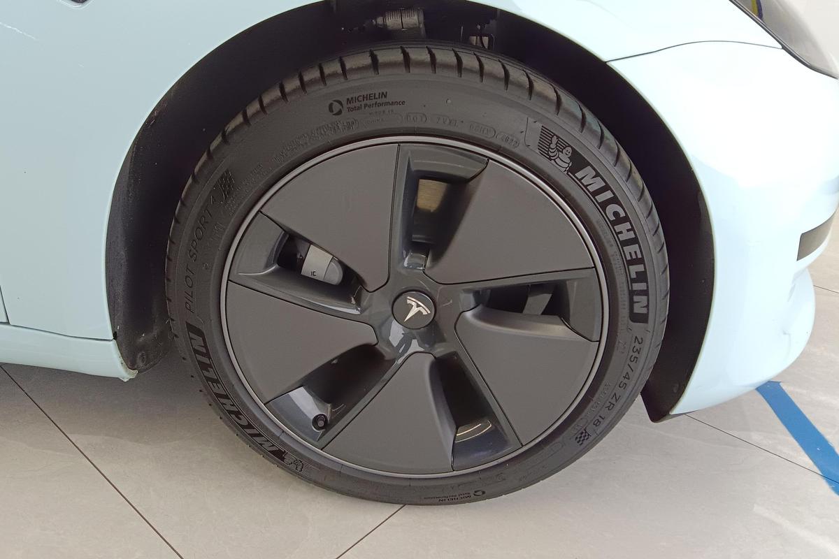 二手Model 3 2022款 后轮驱动版图片5