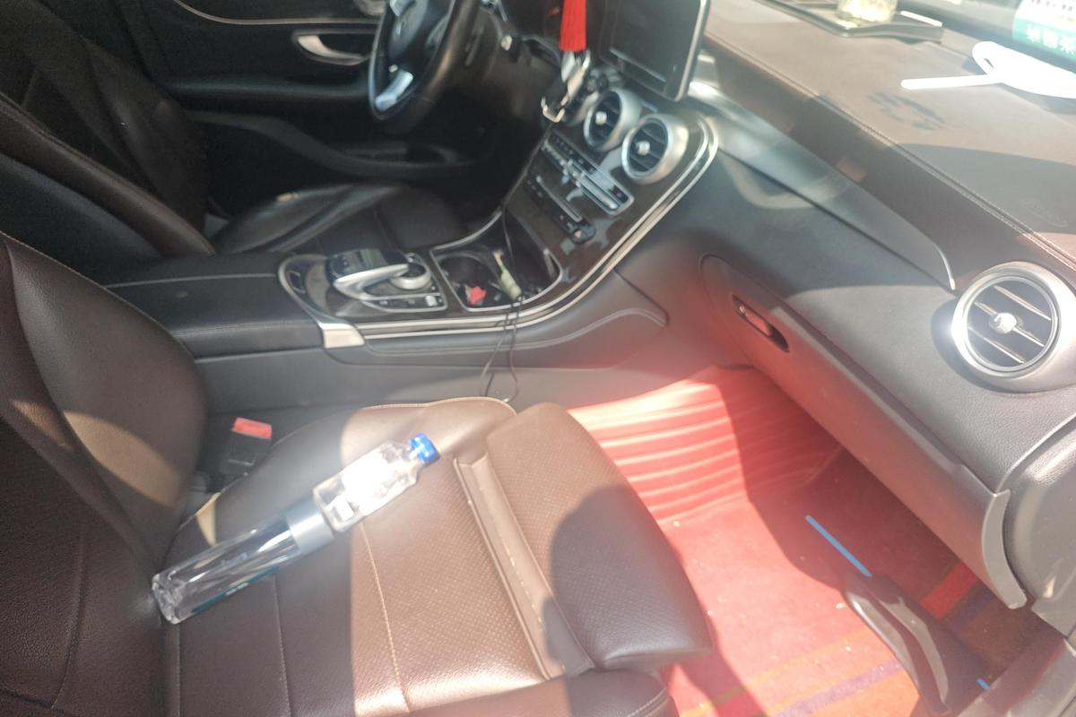 二手奔驰GLC 2017款 GLC 260 4MATIC 动感型图片6