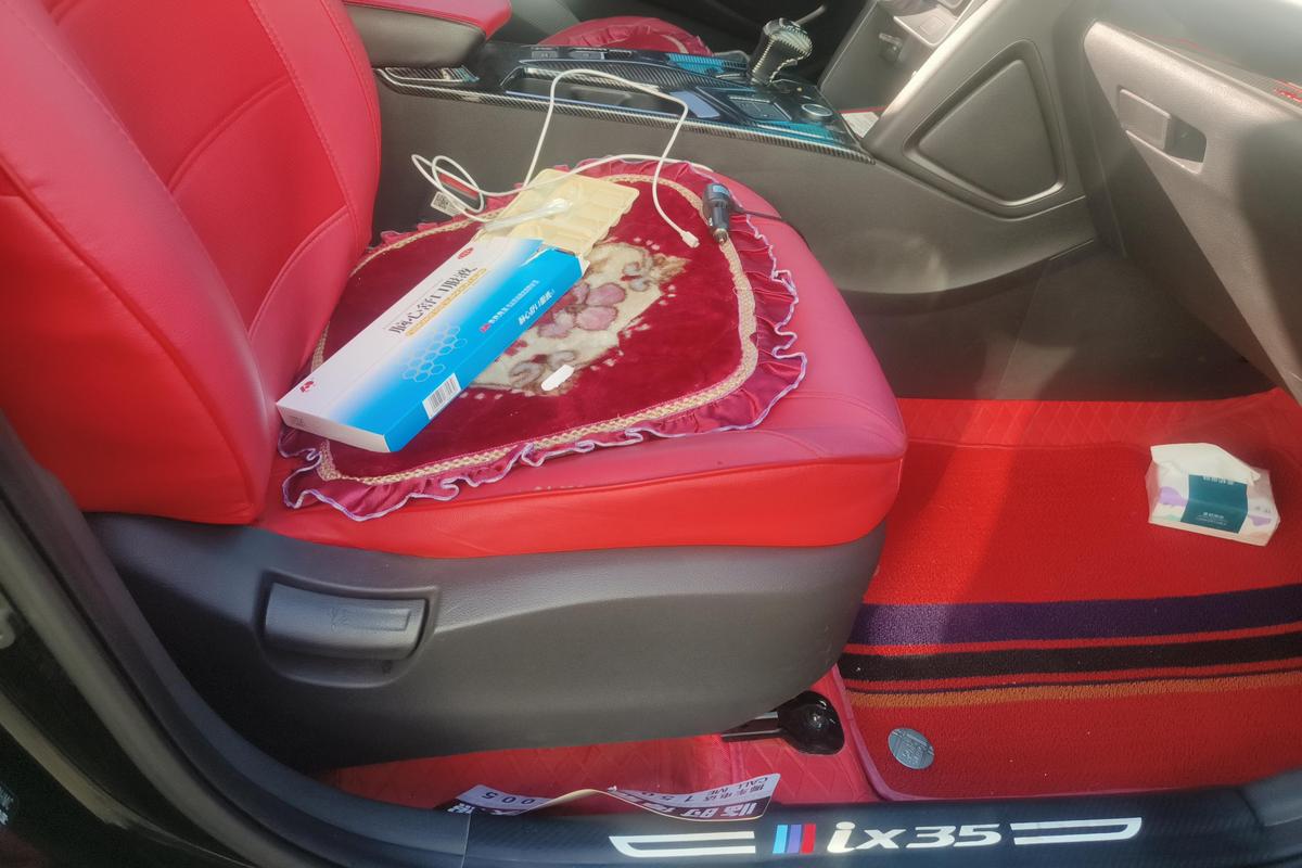 二手现代ix35 2021款 2.0L 自动两驱领先版GLS图片6