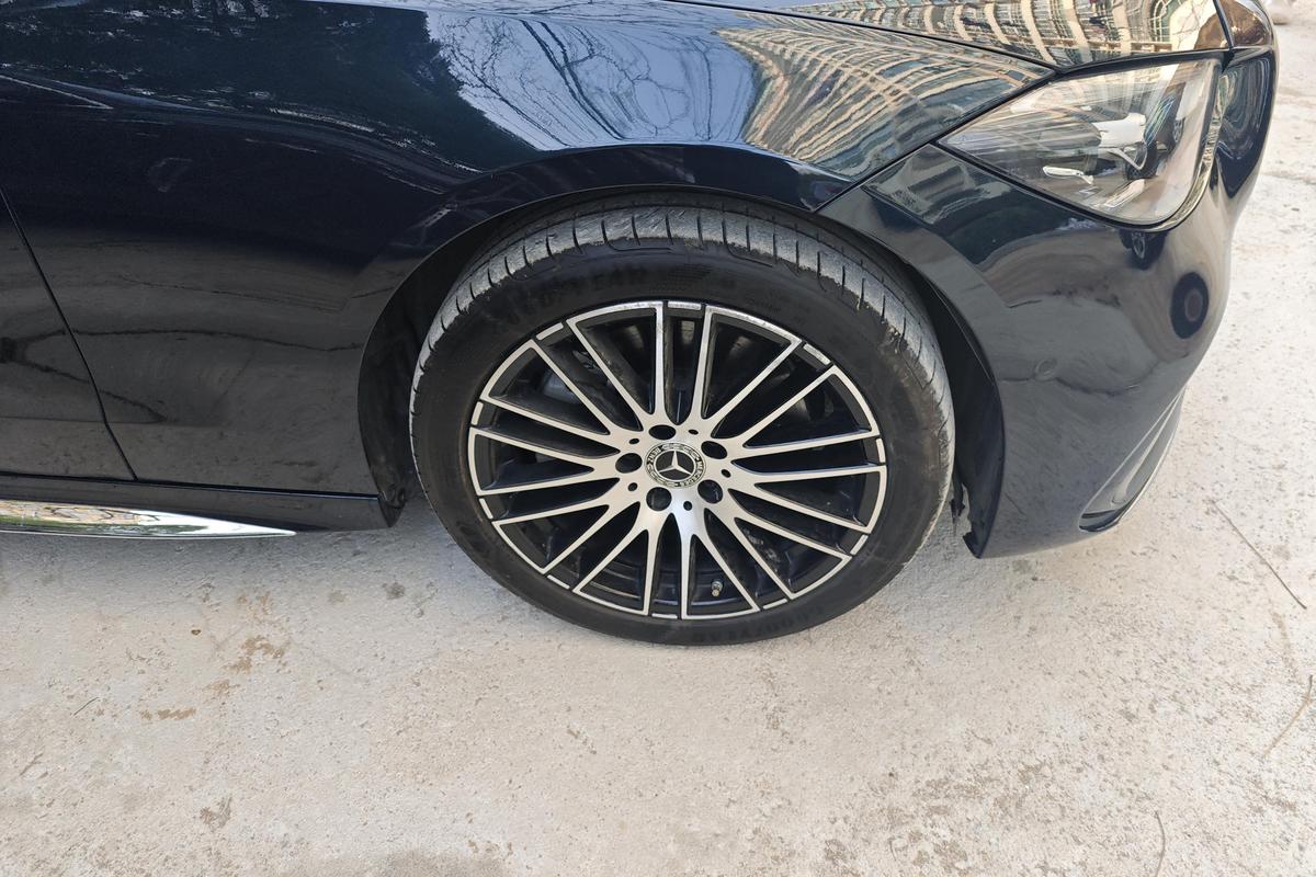 二手奔驰C级 2024款 三次改款 C 260 L 运动版图片5