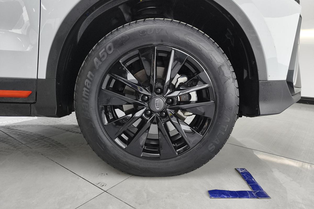 二手博越 2022款 博越X 1.8TD DCT智慧型图片5