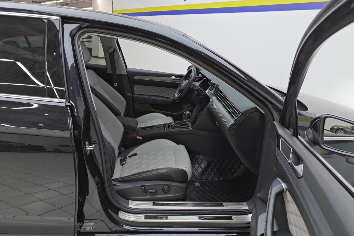 二手迈腾 2023款 200万辆纪念版 330TSI DSG领先型图片6