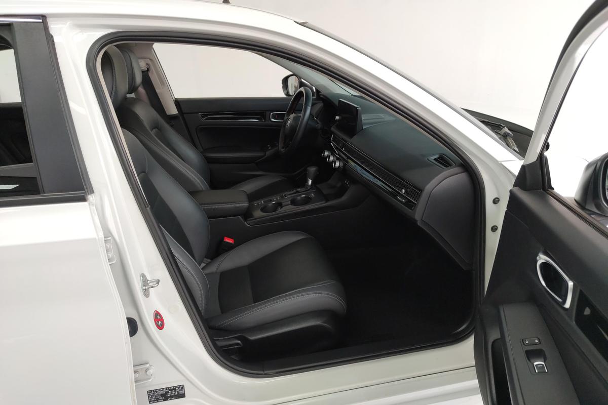 二手思域 2023款 240TURBO CVT劲势版图片6