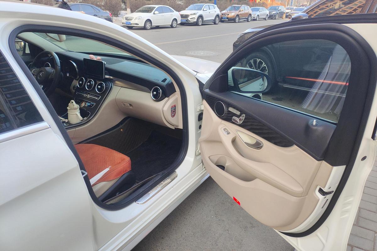 二手奔驰C级 2015款 C 200 L 4MATIC 运动版图片6