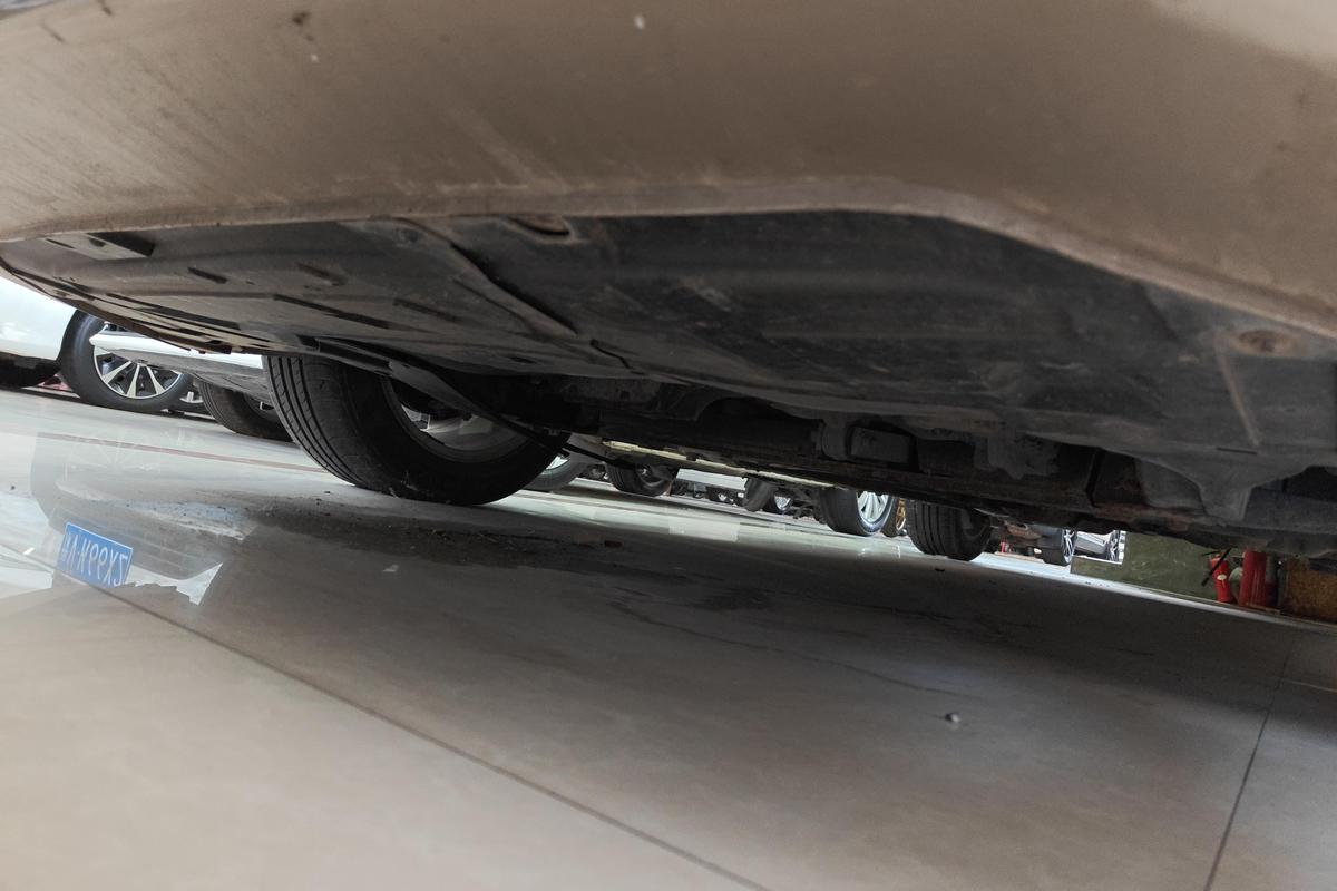 二手帝豪GL 2018款 1.4T 自动尊贵智联型图片4