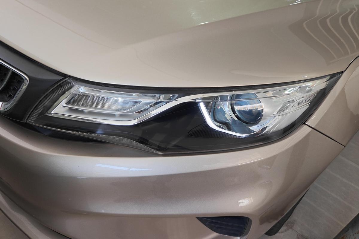 二手帝豪GL 2018款 1.4T 自动尊贵智联型图片2