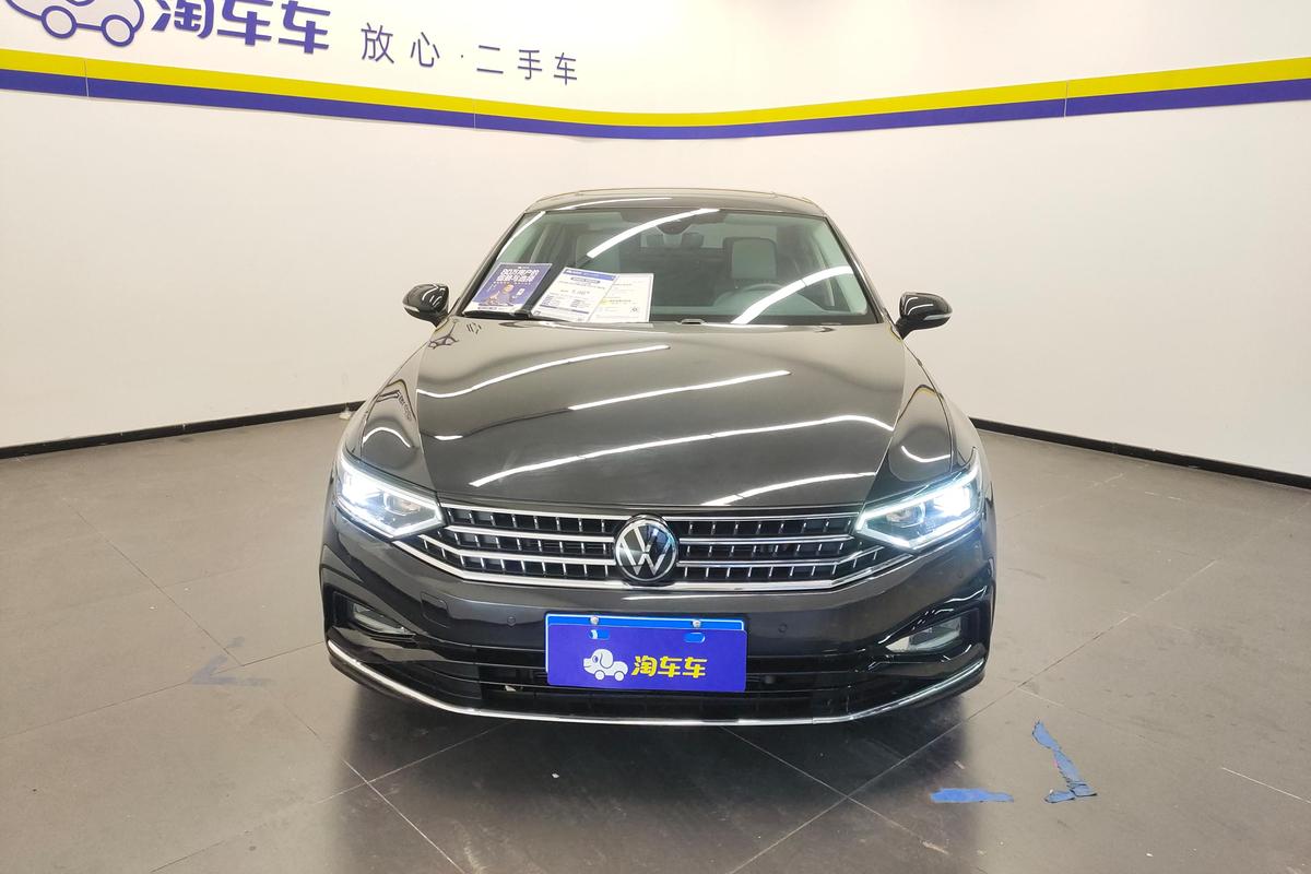 二手迈腾 2023款 200万辆纪念版 330TSI DSG豪华型图片3