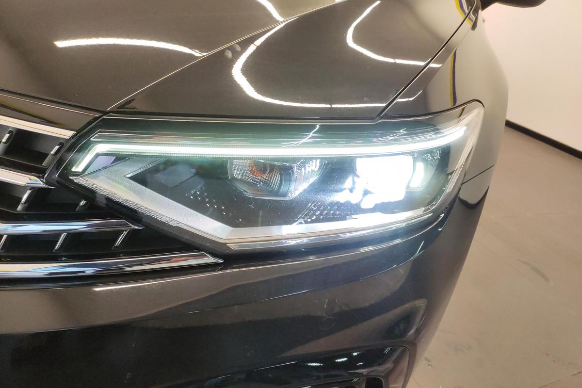 二手迈腾 2023款 200万辆纪念版 330TSI DSG豪华型图片2