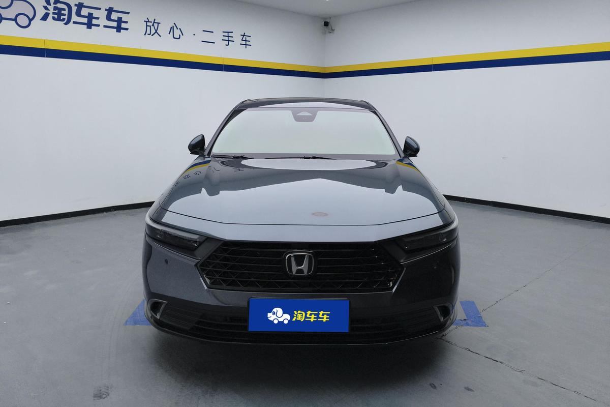 二手雅阁 2024款 锐·T动 260TURBO 尊贵版图片3