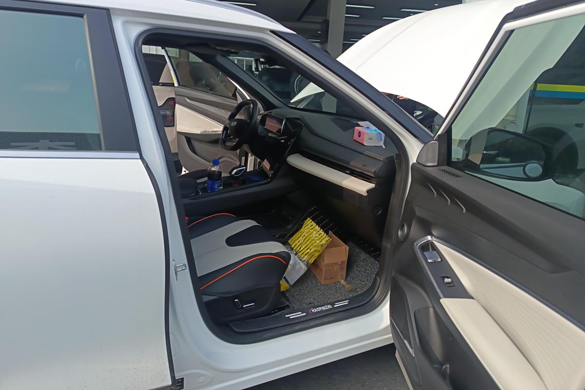 二手博越 2023款 博越COOL 1.5T 智尊型图片6