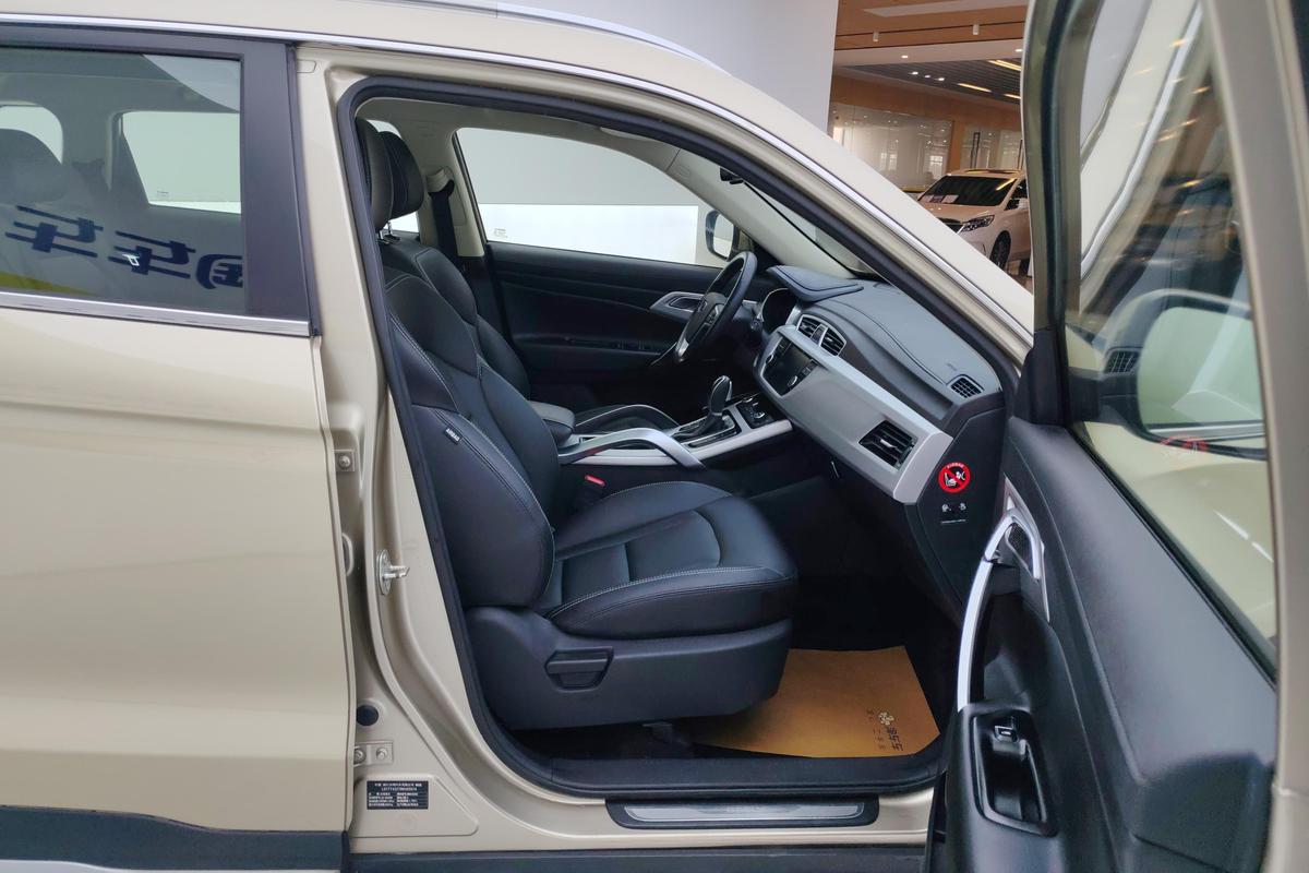 二手博越 2016款 1.8TD 自动智慧型图片6