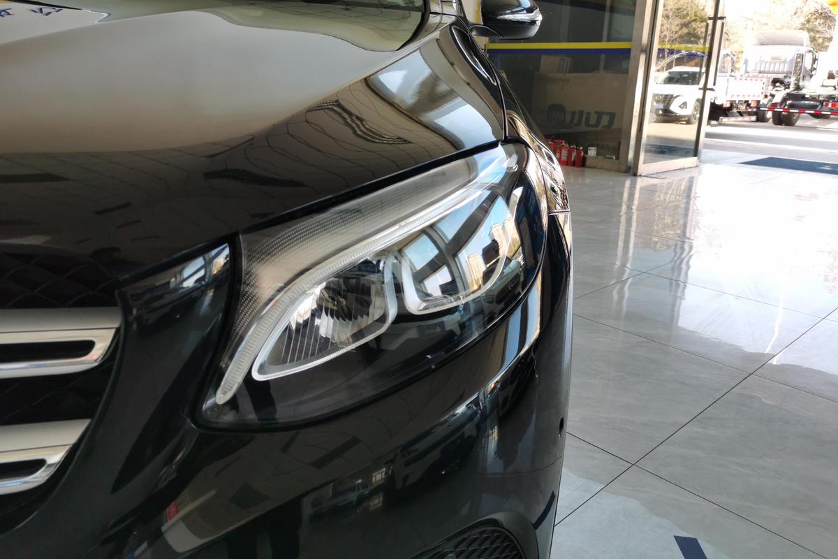 二手奔驰GLC 2019款 GLC 200 L 4MATIC图片2