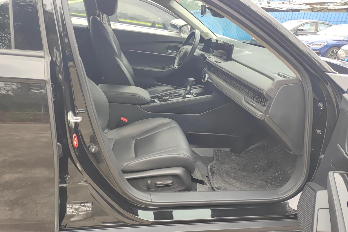 二手雅阁 2023款 锐·T动 260TURBO 智享版图片6