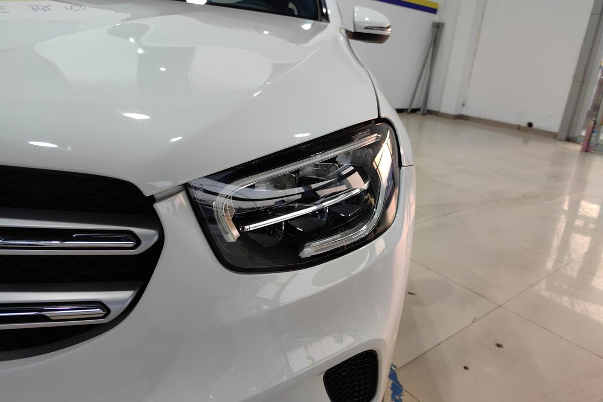 二手奔驰GLC 2021款 GLC 260 L 4MATIC 动感型图片2