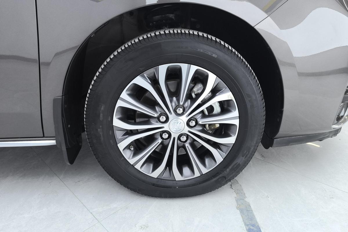 二手别克GL8 2022款 改款 陆上公务舱 652T 豪华型图片5