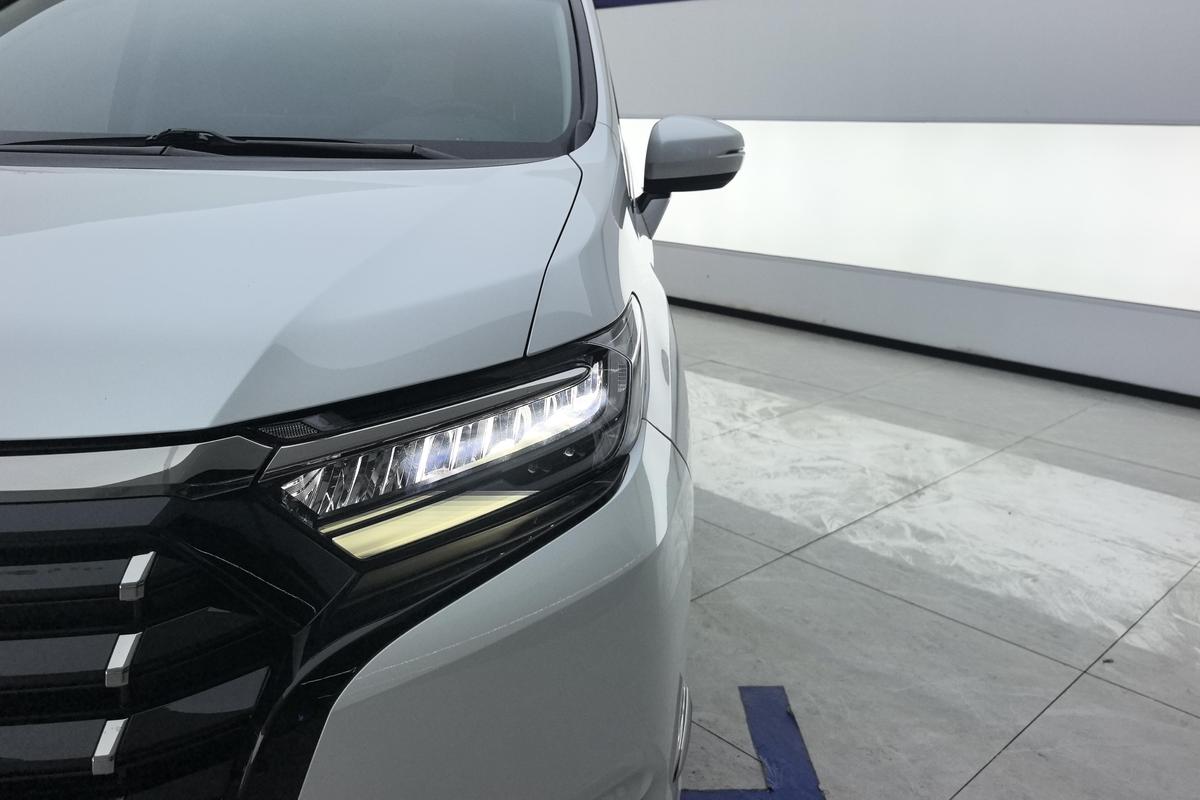 二手艾力绅 2022款 2.0L 混动豪华先享版图片2