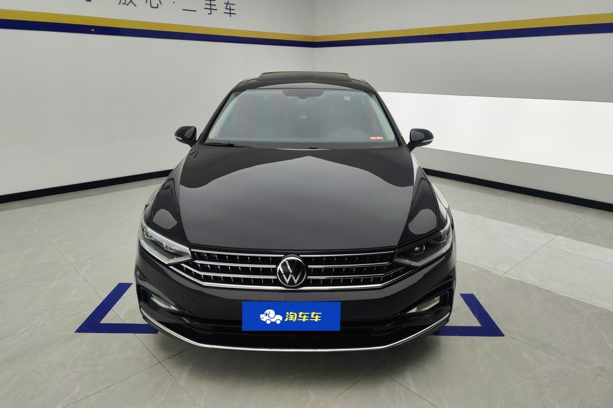 二手迈腾 2023款 200万辆纪念版 330TSI DSG领先型图片3