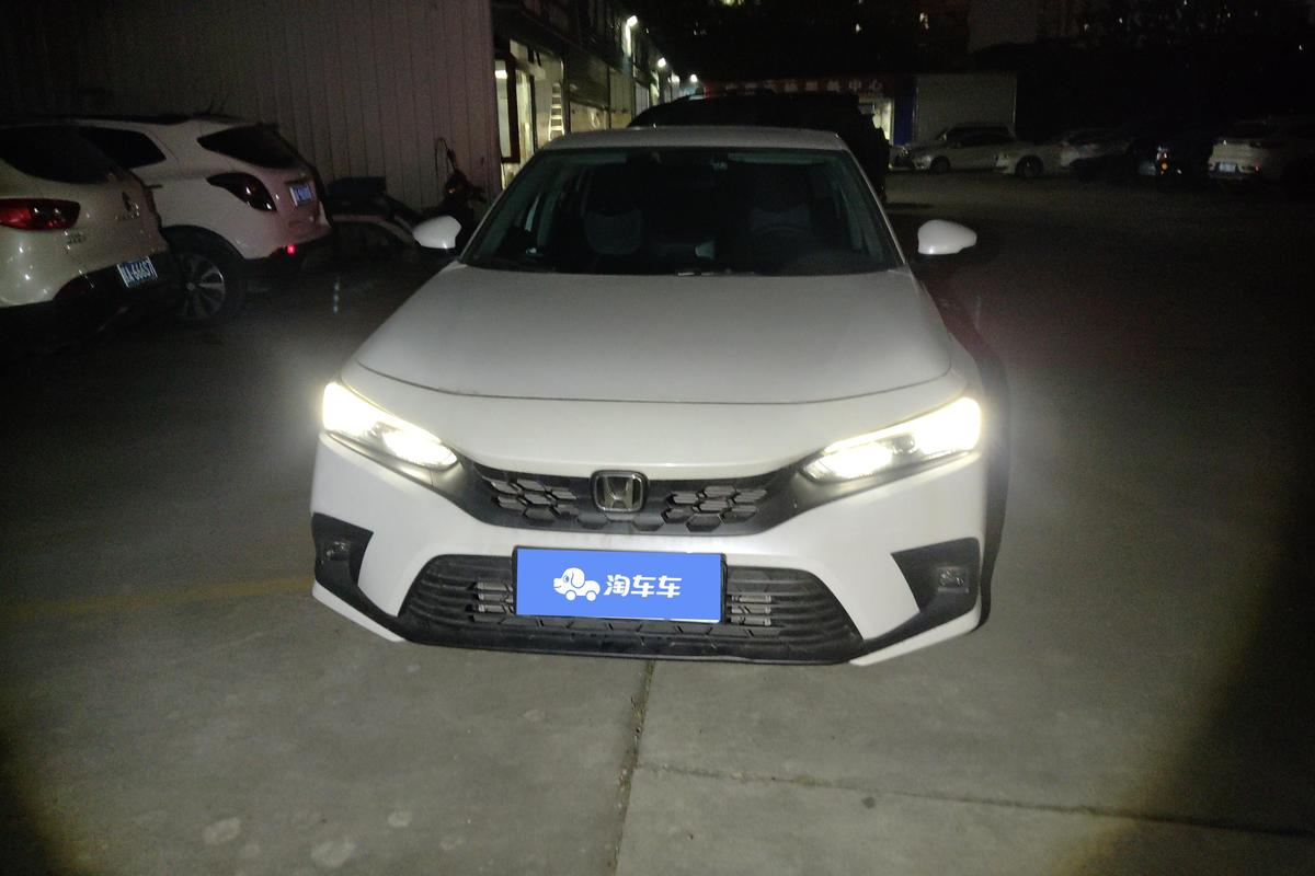 二手思域 2023款 HATCHBACK 240TURBO CVT极跃版图片3