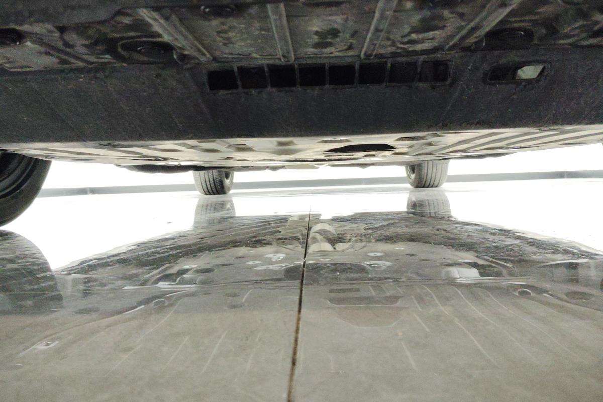 二手思域 2023款 HATCHBACK 2.0L e:HEV 极曜版图片4