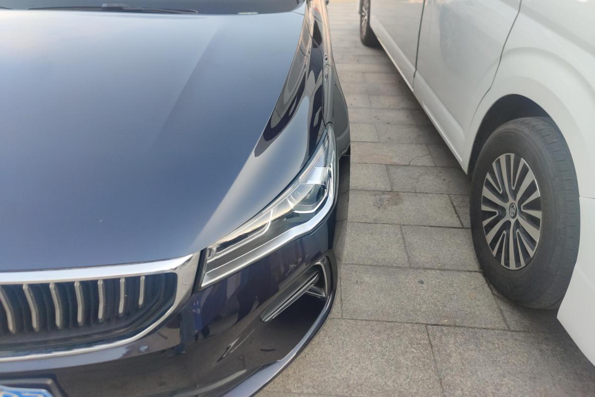 二手帝豪 2022款 第4代 1.5L CVT旗舰型图片2