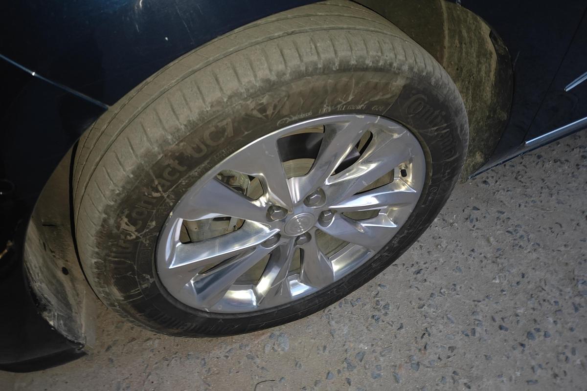 二手别克GL8 2020款 Avenir 四座尊礼版图片5