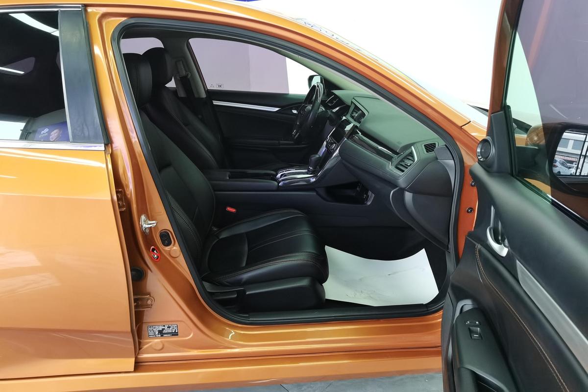 二手思域 2016款 220TURBO CVT豪华版图片6